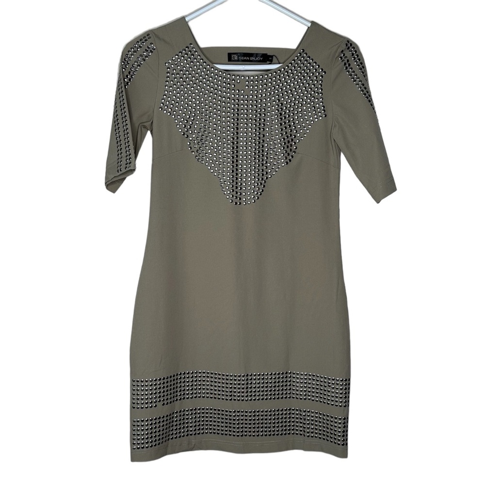 Silver Studded Taupe Short Sleeve Pullover Dress Small